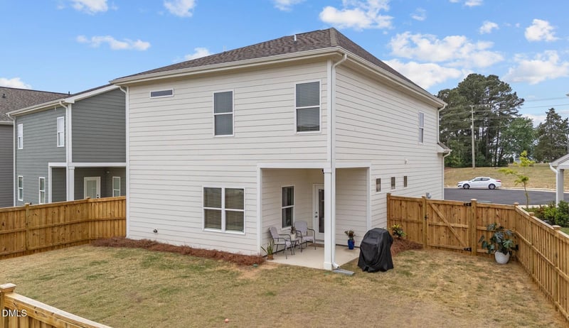 122 Commons Cir, Clayton, NC 27520