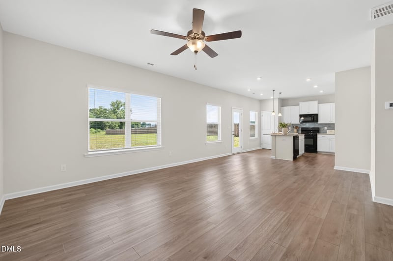 122 Continental Ln, Smithfield, NC 27577