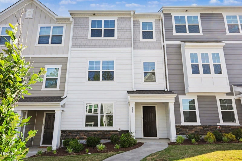 122 Daisy Meadow Ln, Wake Forest, NC 27587