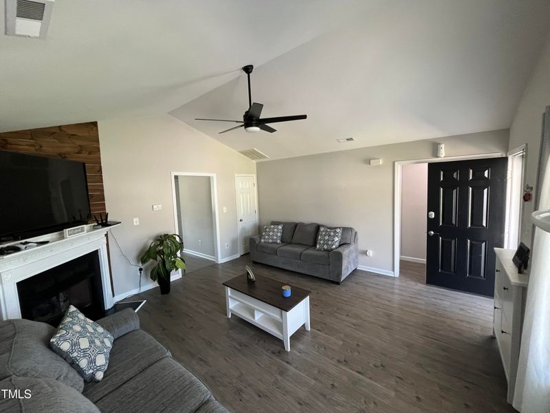 122 Deebeau Ln, Selma, NC 27576