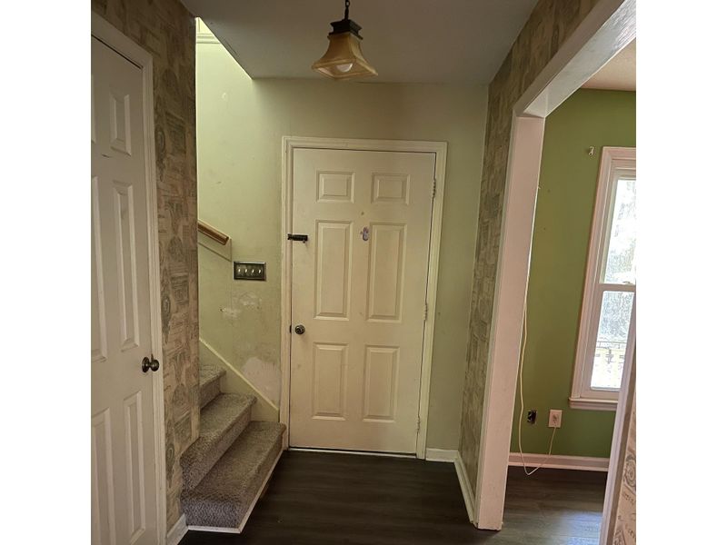 122 E Dynasty Dr, Cary, NC 27513