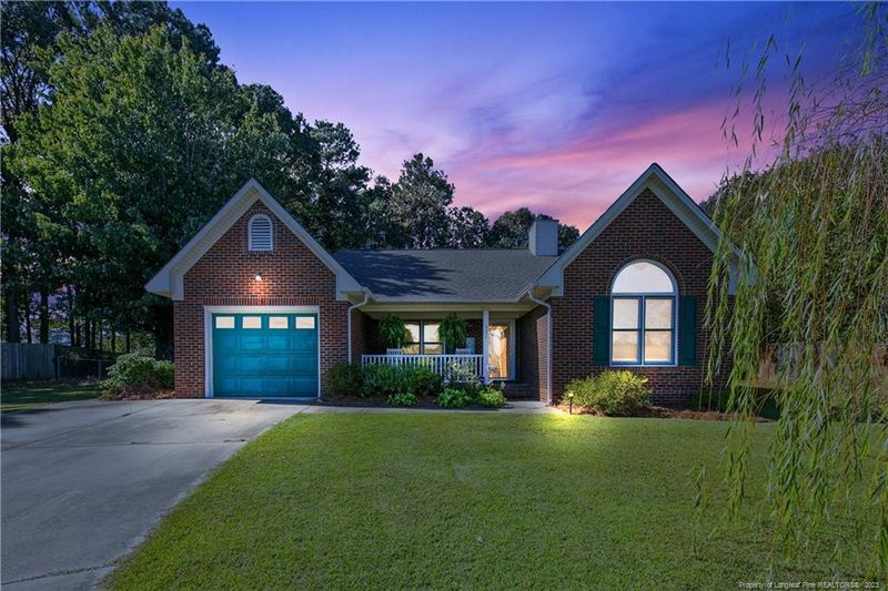 122 Eagle St, Fayetteville, NC 28306
