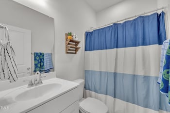 122 Enterprise Dr, Clayton, NC 27520
