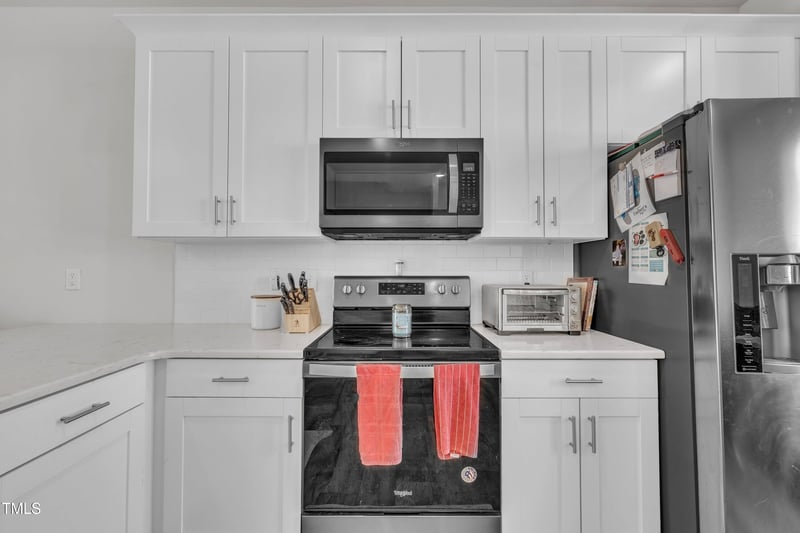 122 Enterprise Dr, Clayton, NC 27520