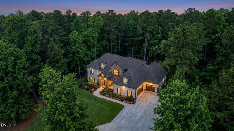122 Essie Dr, Apex, NC 27523