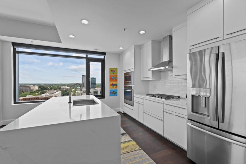 122 N Harrington St #1125, Raleigh, NC 27603