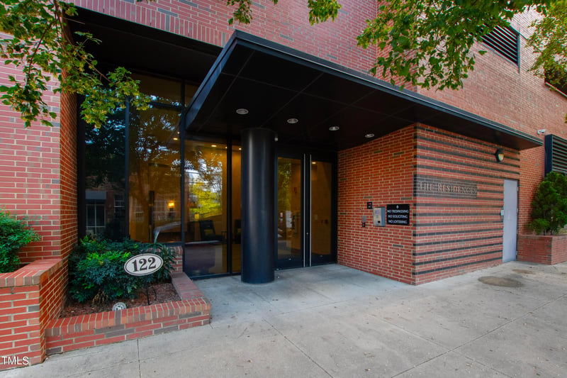 122 N Harrington St #1215, Raleigh, NC 27603