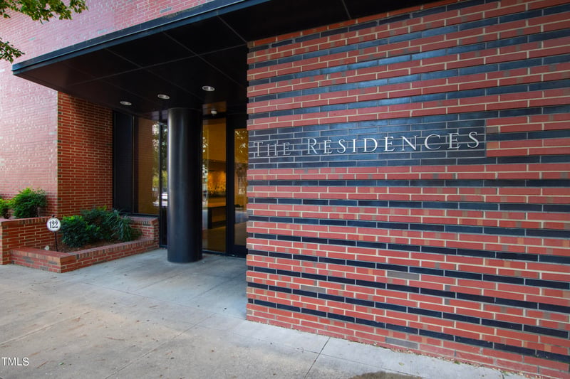 122 N Harrington St #1215, Raleigh, NC 27603