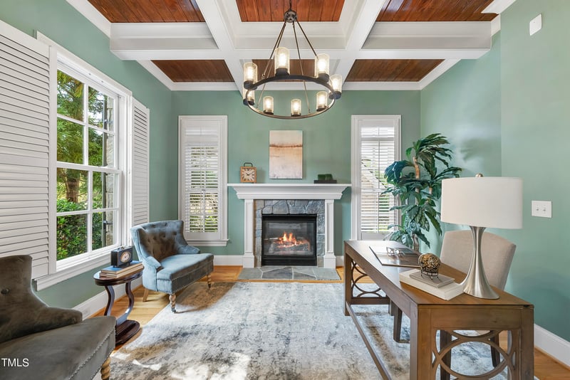 122 Highclere Ln, Cary, NC 27518