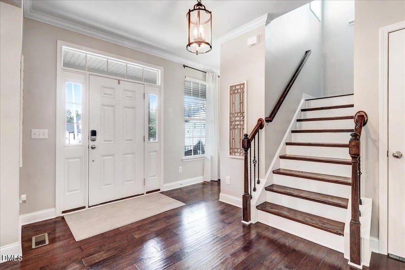 122 Holyoke Ct, Raleigh, NC 27603