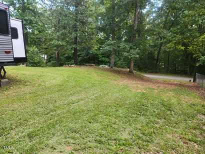 122 Hopi Dr, Louisburg, NC 27549