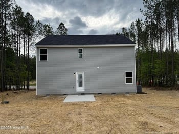 122 Horse Trot Ln, Sanford, NC 27332