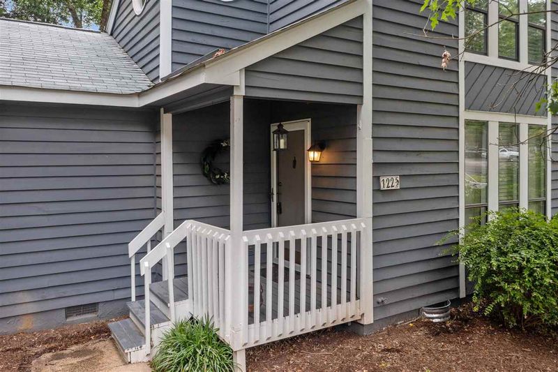 122 Joanne Cir, Cary, NC 27513