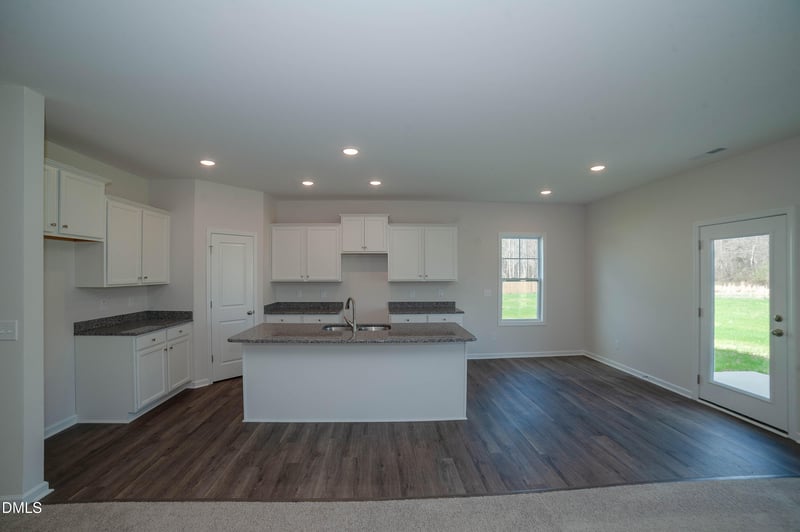 122 Jones Creek Ln, Lillington, NC 27546