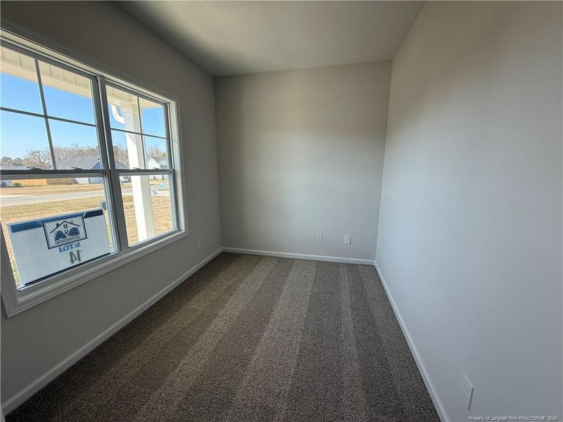 122 Jones Creek Ln, Lillington, NC 27546