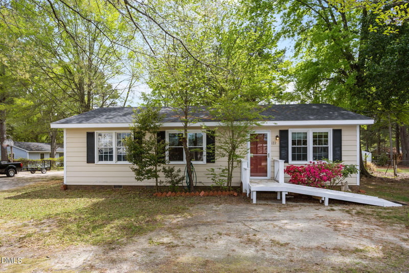 122 Judd St, Zebulon, NC 27597