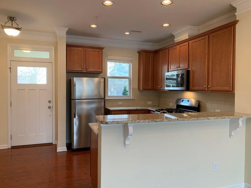 122 Kiley St, Chapel Hill, NC 27516