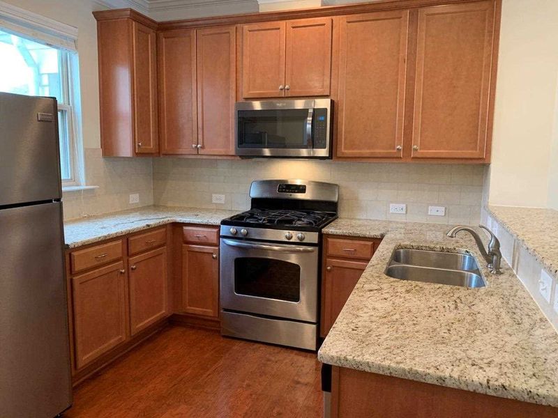 122 Kiley St, Chapel Hill, NC 27516