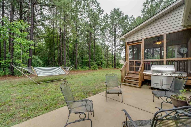 122 Lightning Trl, Smithfield, NC 27577
