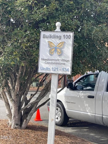 122 Meadowmont Village Cir #122, Chapel Hill, NC 27517