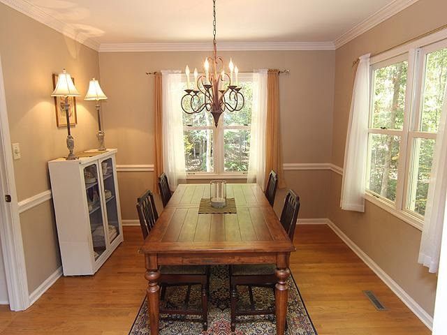 122 Mel Oaks Dr, Chapel Hill, NC 27516