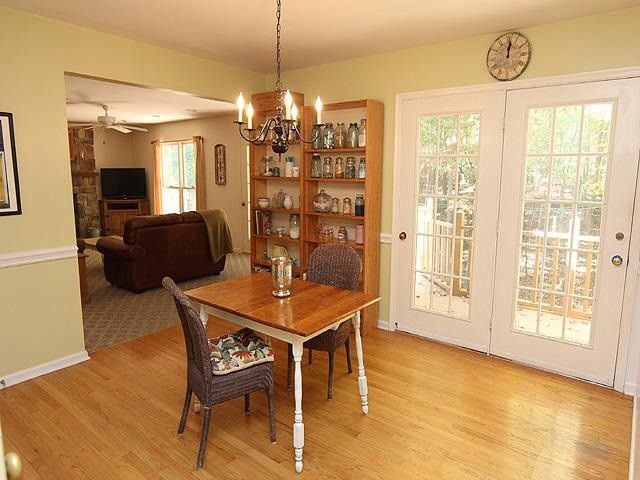 122 Mel Oaks Dr, Chapel Hill, NC 27516
