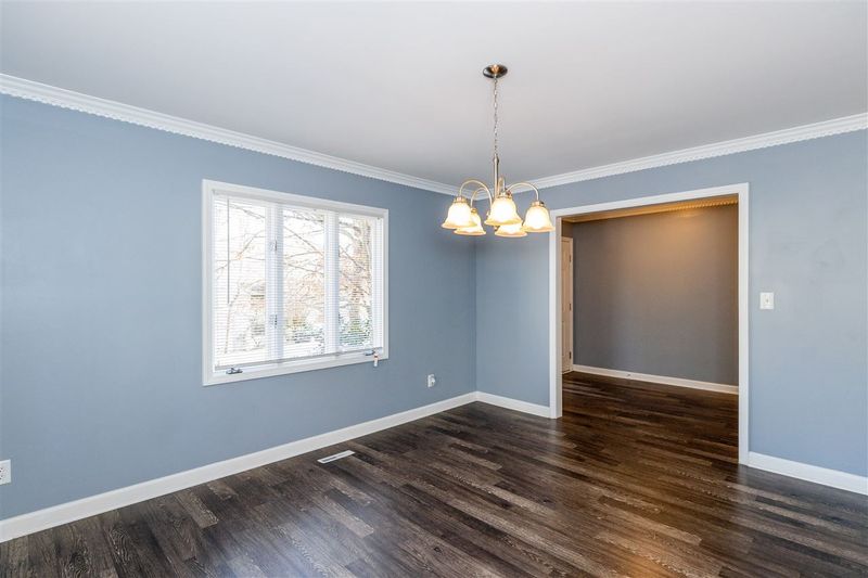122 Montrose Dr, Durham, NC 27707