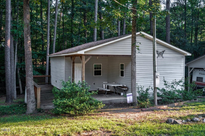 122 Natchez Dr, Louisburg, NC 27549