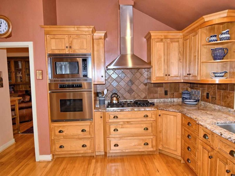 122 Oldham Pl, Chapel Hill, NC 27516