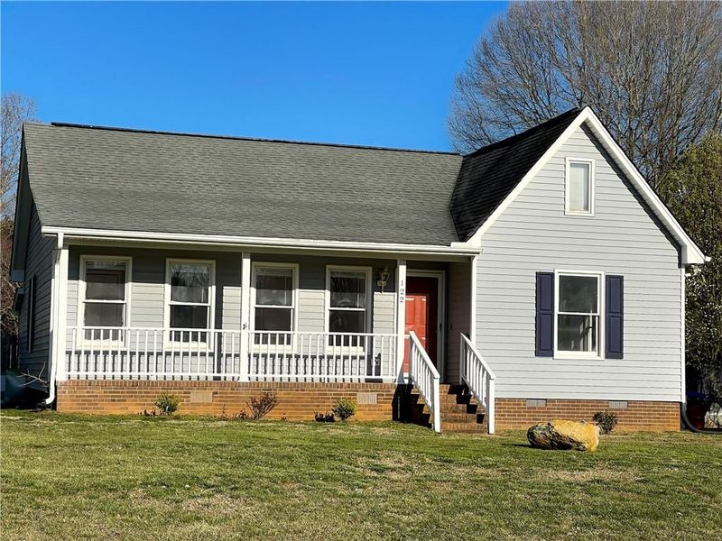 122 N Overland Dr N, Mebane, NC 27302