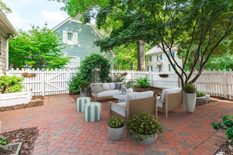 122 Palace Green, Cary, NC 27518