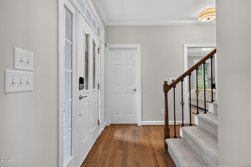 122 Poplar Branch Ln, Cary, NC 27519