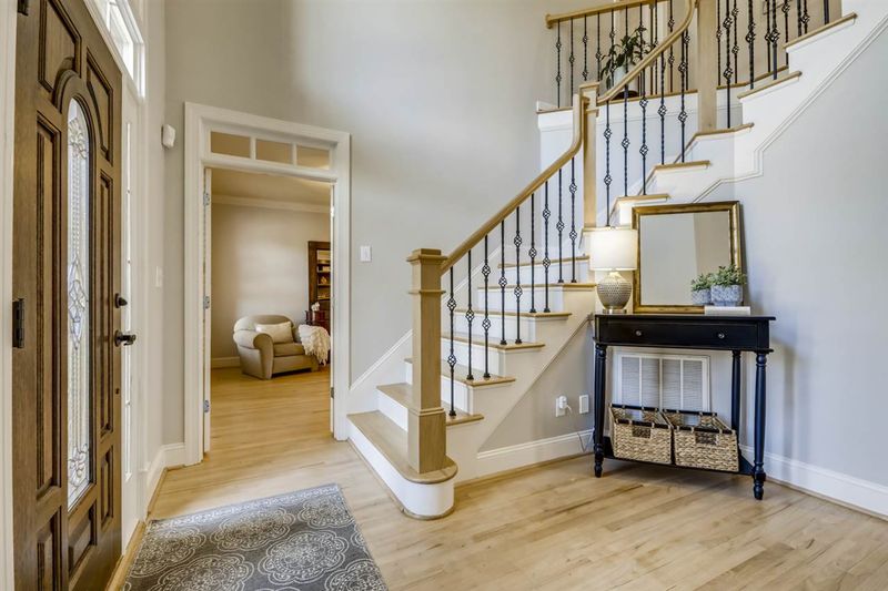 122 Poppleford Pl, Cary, NC 27518