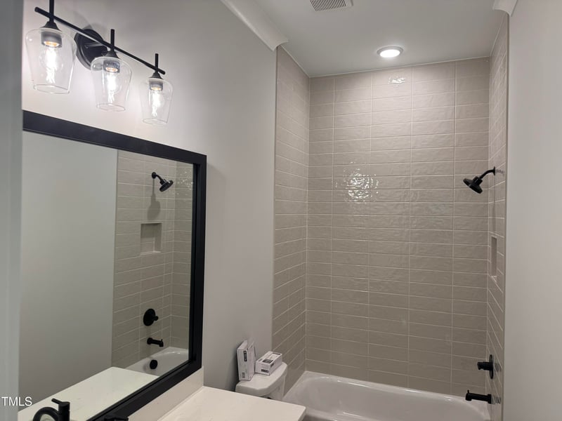 122 Sanderway Dr, Chapel Hill, NC 27516