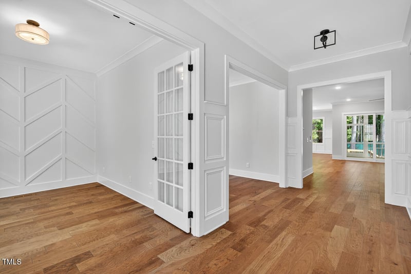 122 Sanderway Dr, Chapel Hill, NC 27516