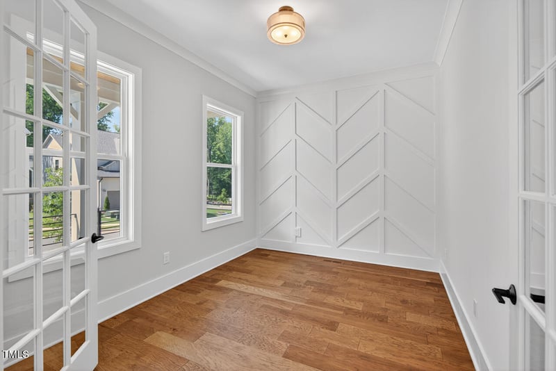 122 Sanderway Dr, Chapel Hill, NC 27516