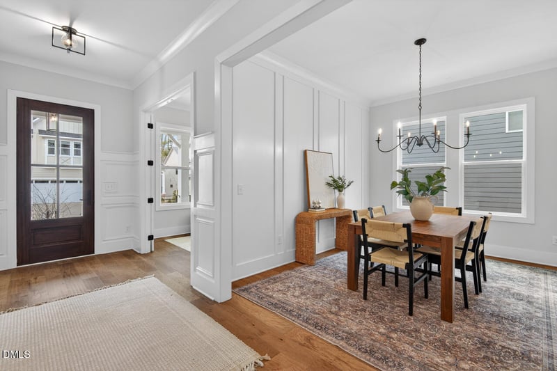 122 Sanderway Dr, Chapel Hill, NC 27516