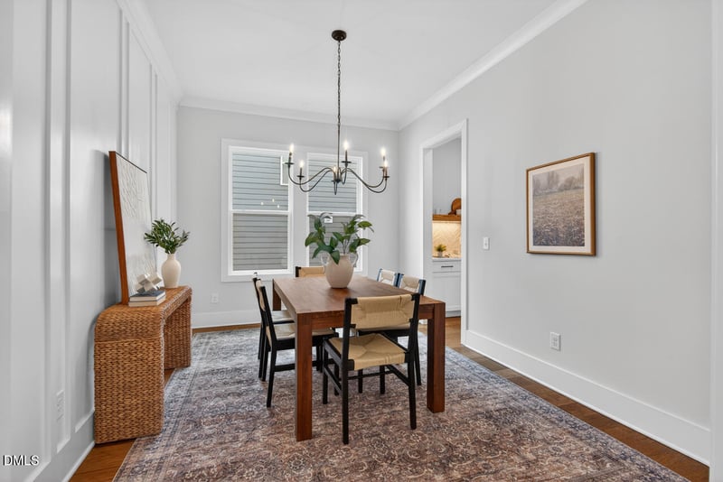 122 Sanderway Dr, Chapel Hill, NC 27516