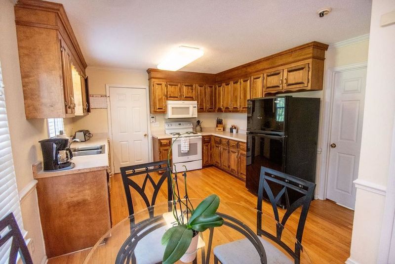 122 Sandy Ridge Rd, Dunn, NC 28334