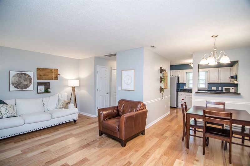 122 Shady Spring Pl, Durham, NC 27713