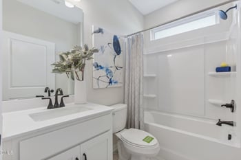 122 Smith Farms Dr, Lillington, NC 27546