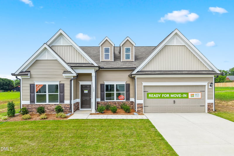 122 Smith Farms Dr, Lillington, NC 27546
