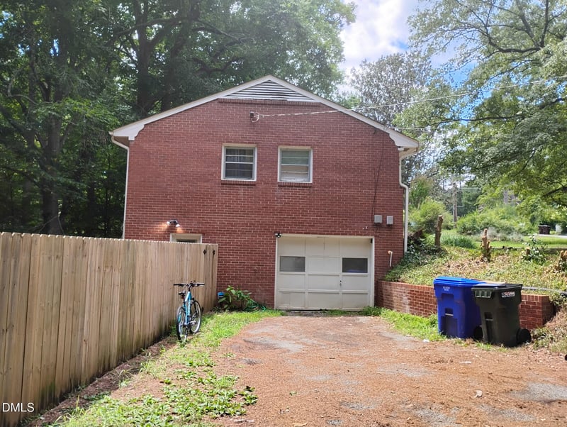 122 Taylor St, Chapel Hill, NC 27514