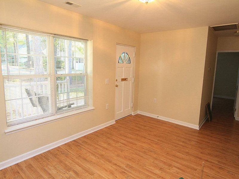 122 E Vernon Ct, Wake Forest, NC 27587