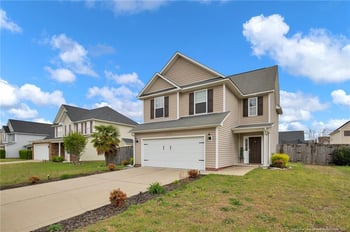 1220 Barn Owl Dr, Fayetteville, NC 28306