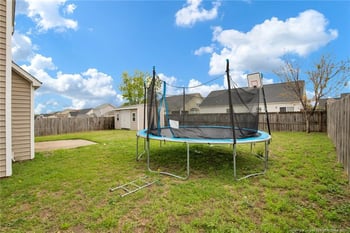 1220 Barn Owl Dr, Fayetteville, NC 28306