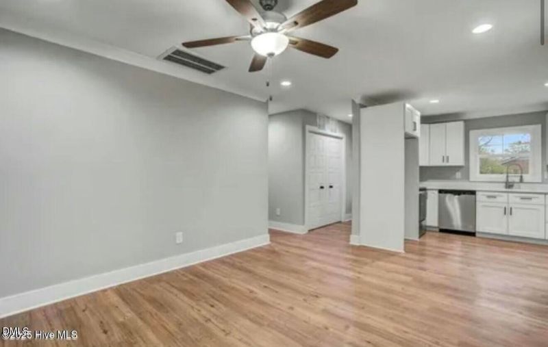 1220 W Blackman Rd, Dunn, NC 28334