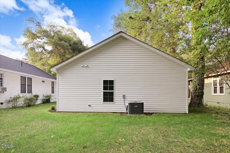 1220 Blackman Rd, Dunn, NC 28334