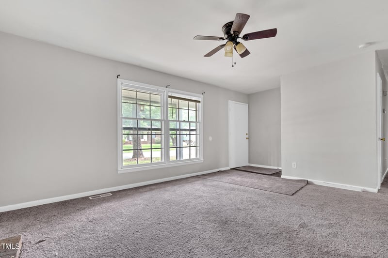 1220 Blarney Ct, Raleigh, NC 27610