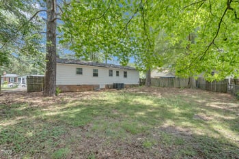 1220 Blarney Ct, Raleigh, NC 27610